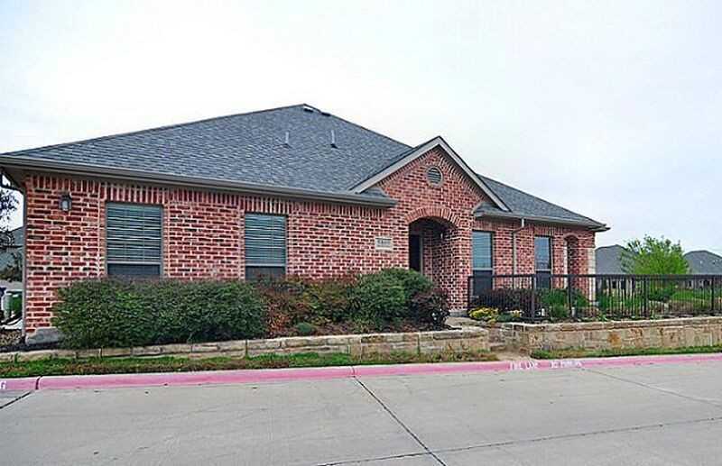 5809 Antique Rose Trl - Photo 2 of 16