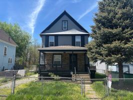 featured image of 118 Floral Ct