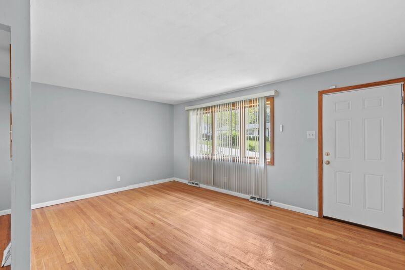 515 Topaz Ave - Photo 3 of 17