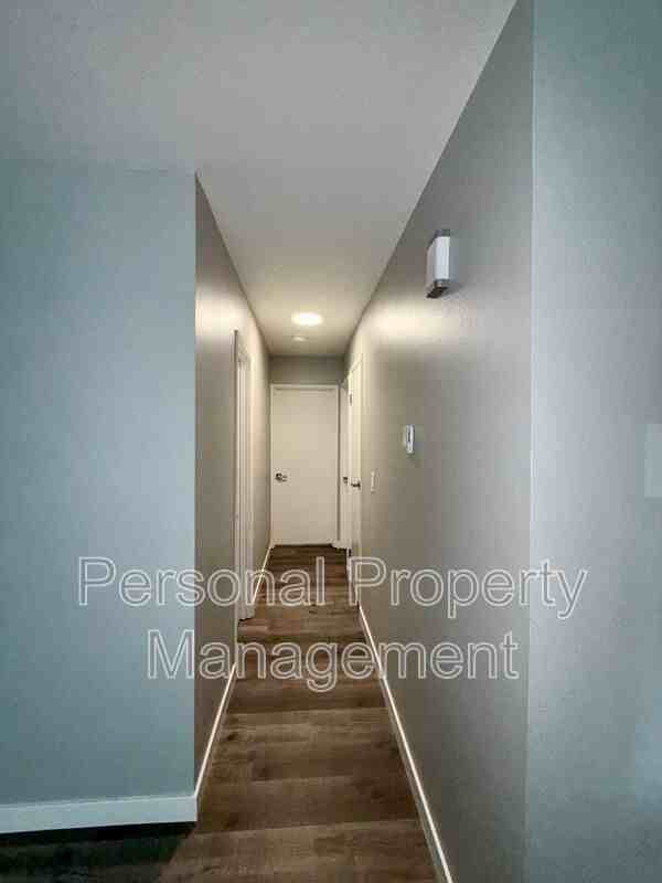 14008 Ne 10th St - Photo 3 of 15