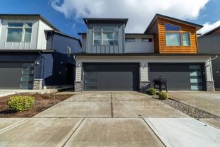 8715 Ne 43rd Pl - Photo 1 of 1