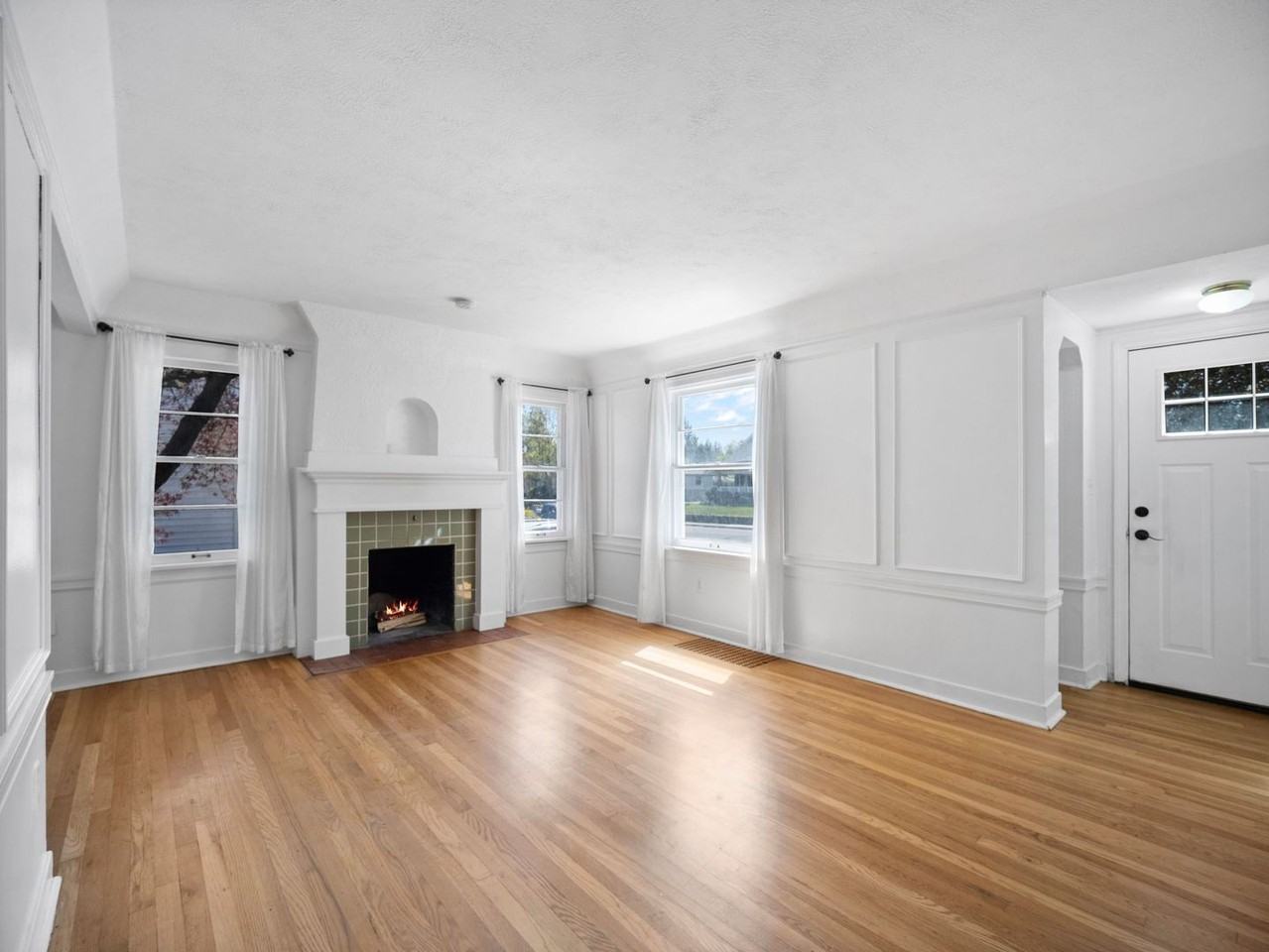 124 W 29th Ave - Photo 3 of 48