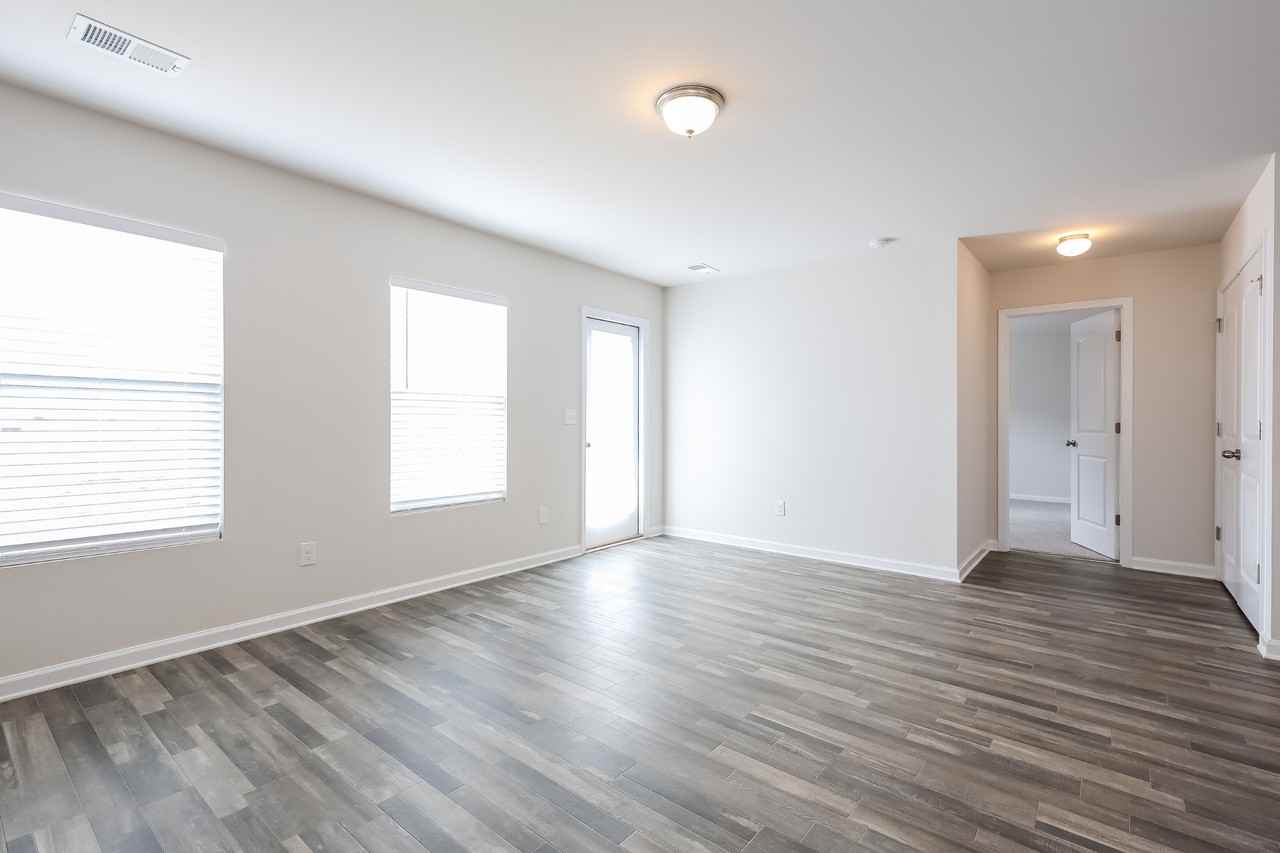 110 Enchanted Walk - Photo 3 of 16