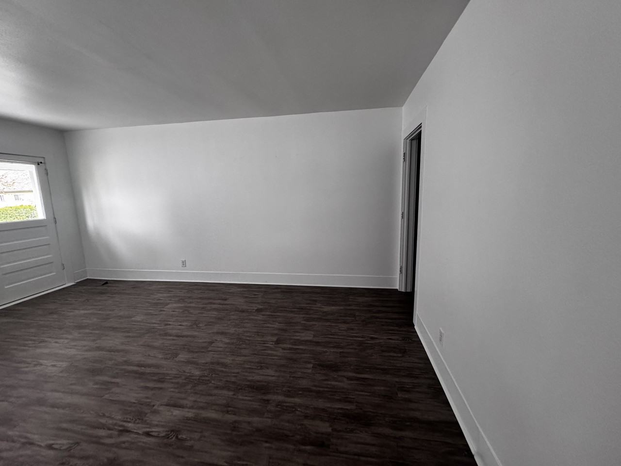 210 California Ave - Photo 6 of 16