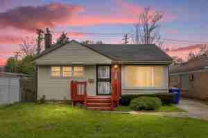 featured image of 20720 Moross Rd