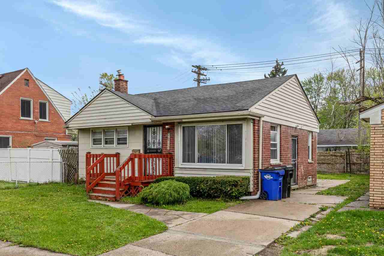 20720 Moross Rd - Photo 3 of 14