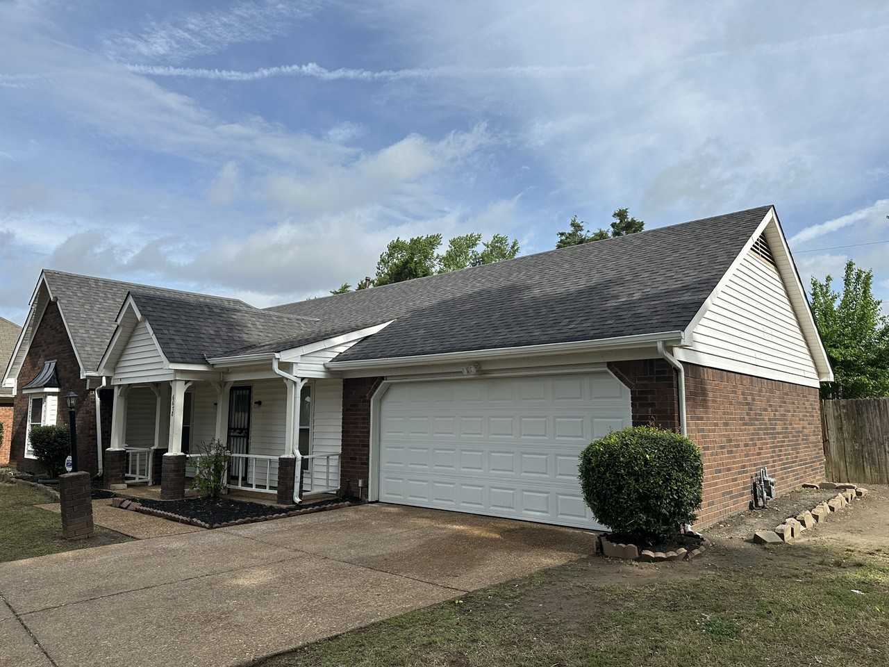 6678 Steeple Chase Cir - Photo 2 of 33