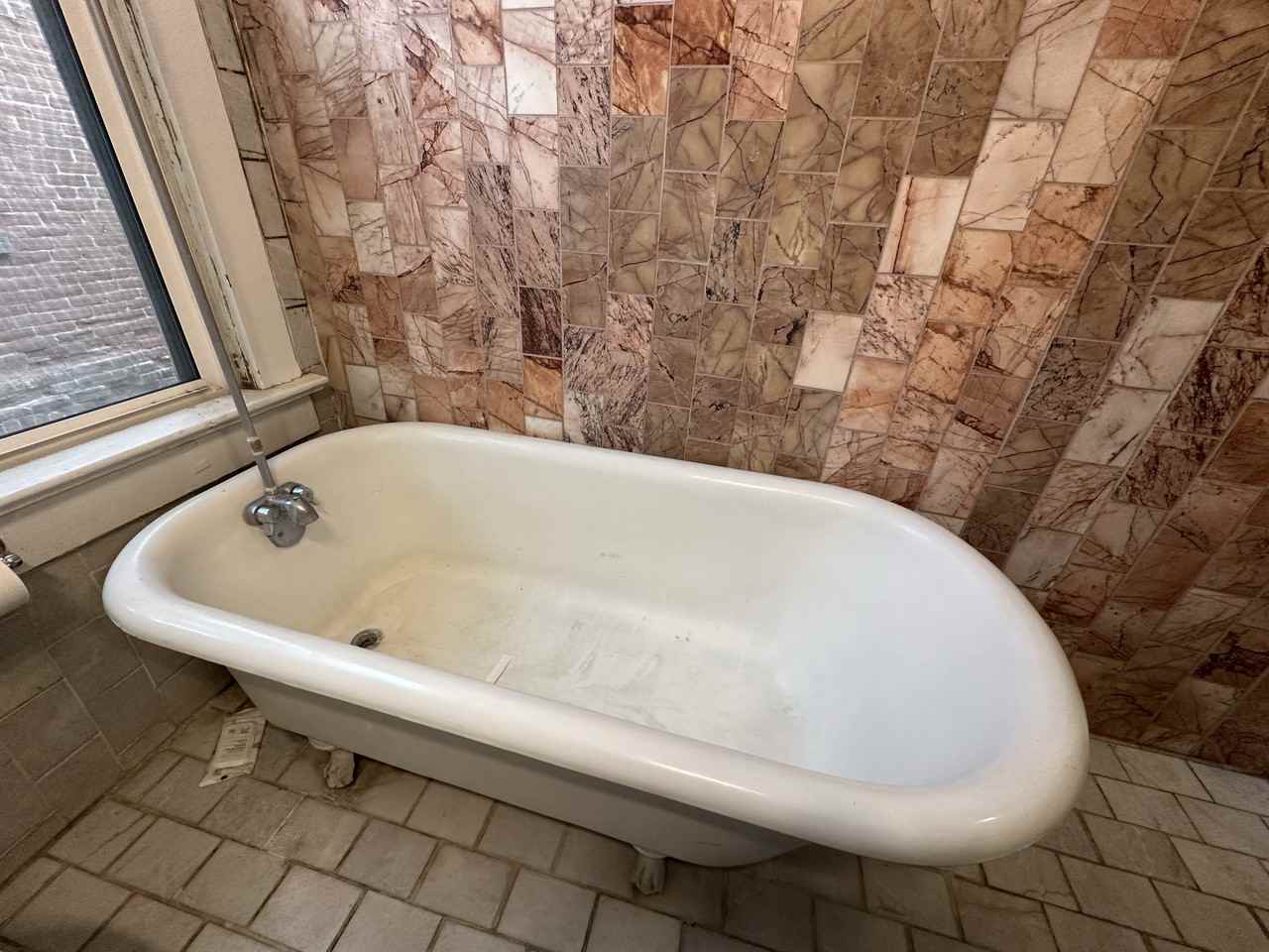 1008 Central Ave Sw - Photo 6 of 27