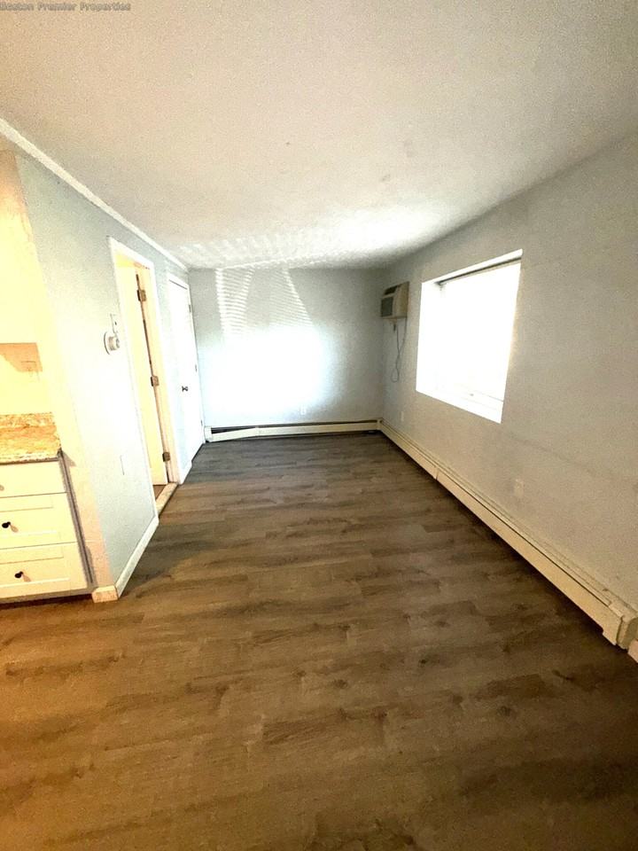 Quincy Ave #10 - Photo 5 of 7