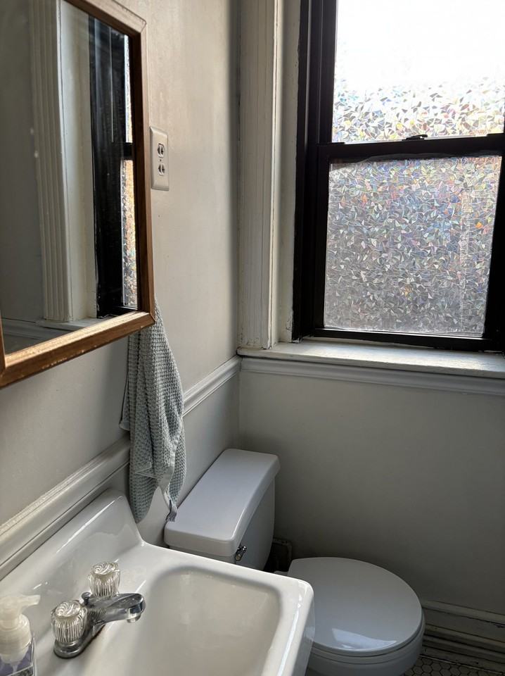 Burbank St #21 - Photo 3 of 6