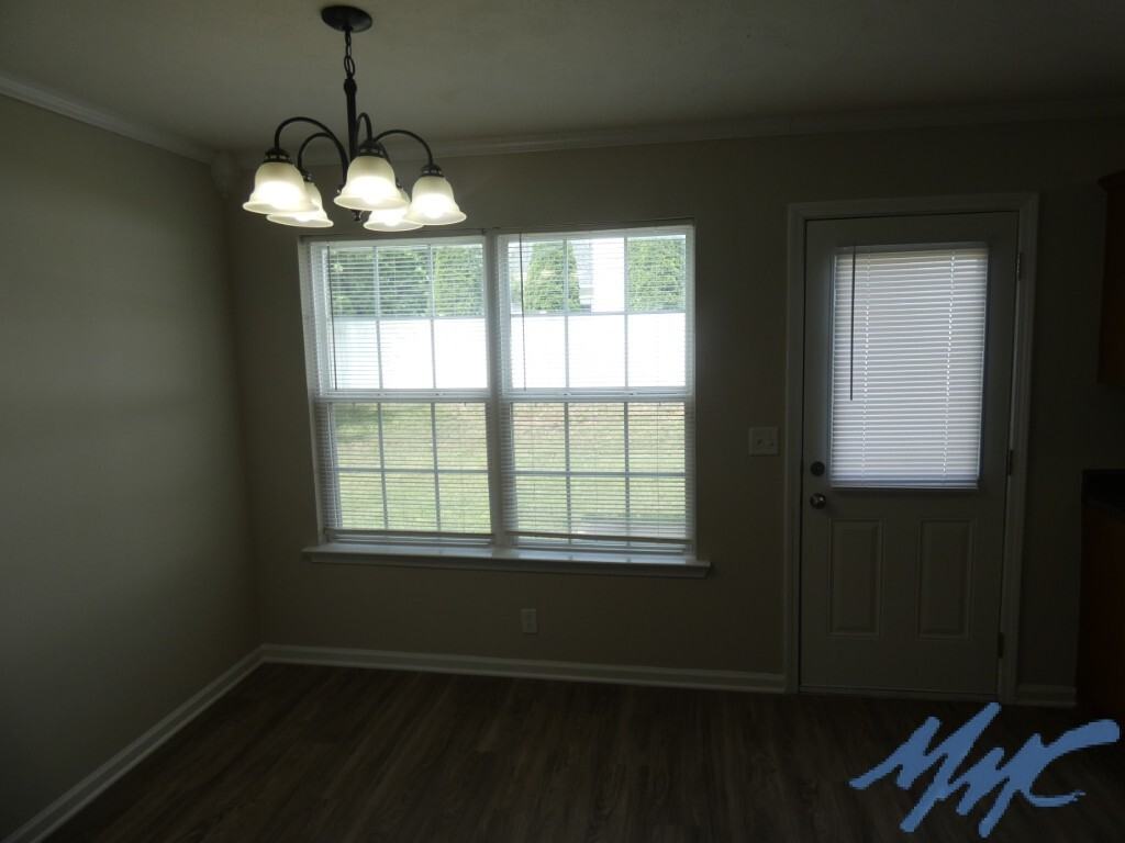 861 Aztec Dr - Photo 3 of 22