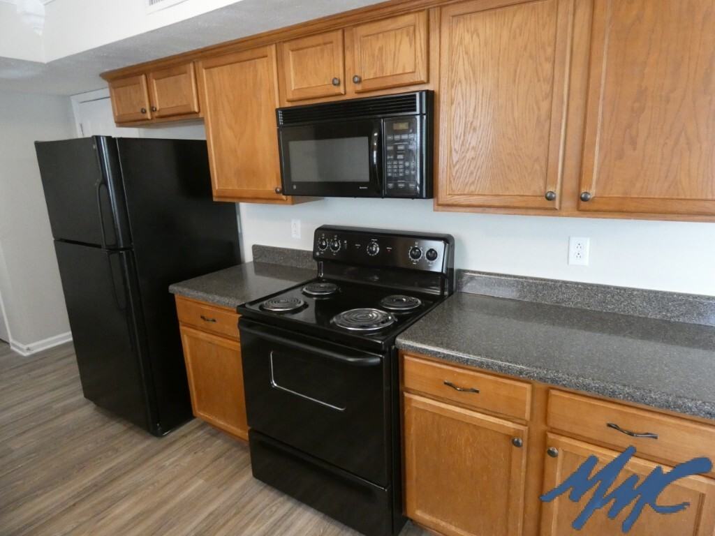 861 Aztec Dr - Photo 5 of 22