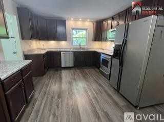 N40W5535/37 Wilshire Dr - Photo 2 of 10