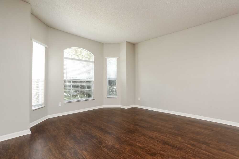 1149 Osprey Way - Photo 3 of 16