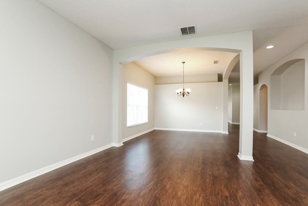 1149 Osprey Way - Photo 4 of 16