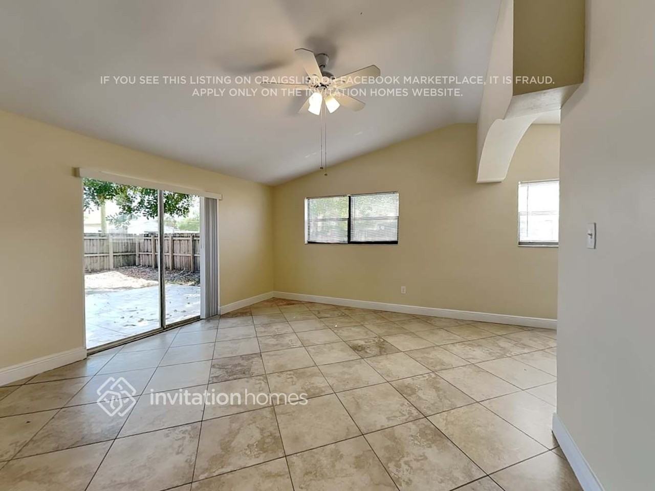 11674 Oleander Dr - Photo 3 of 17