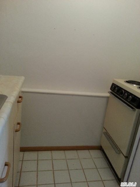 141 Hunter Ave - Photo 3 of 6