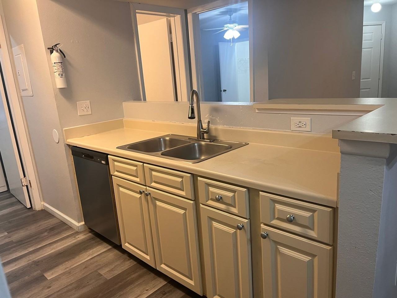 3028 Parkway Blvd Bldg 500 #305 - Photo 2 of 17