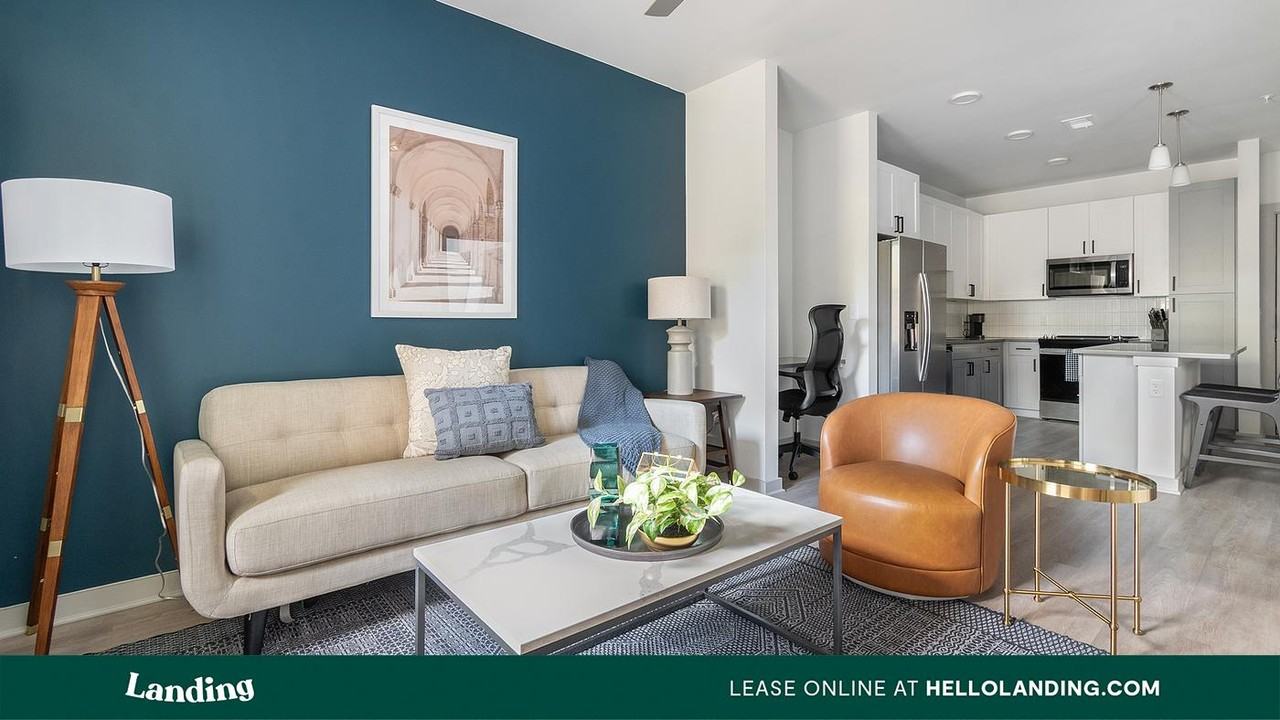 1148 N Main St - Photo 2 of 50