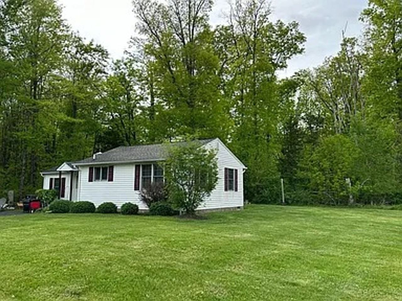 6357 Groveland Rd - Photo 2 of 8