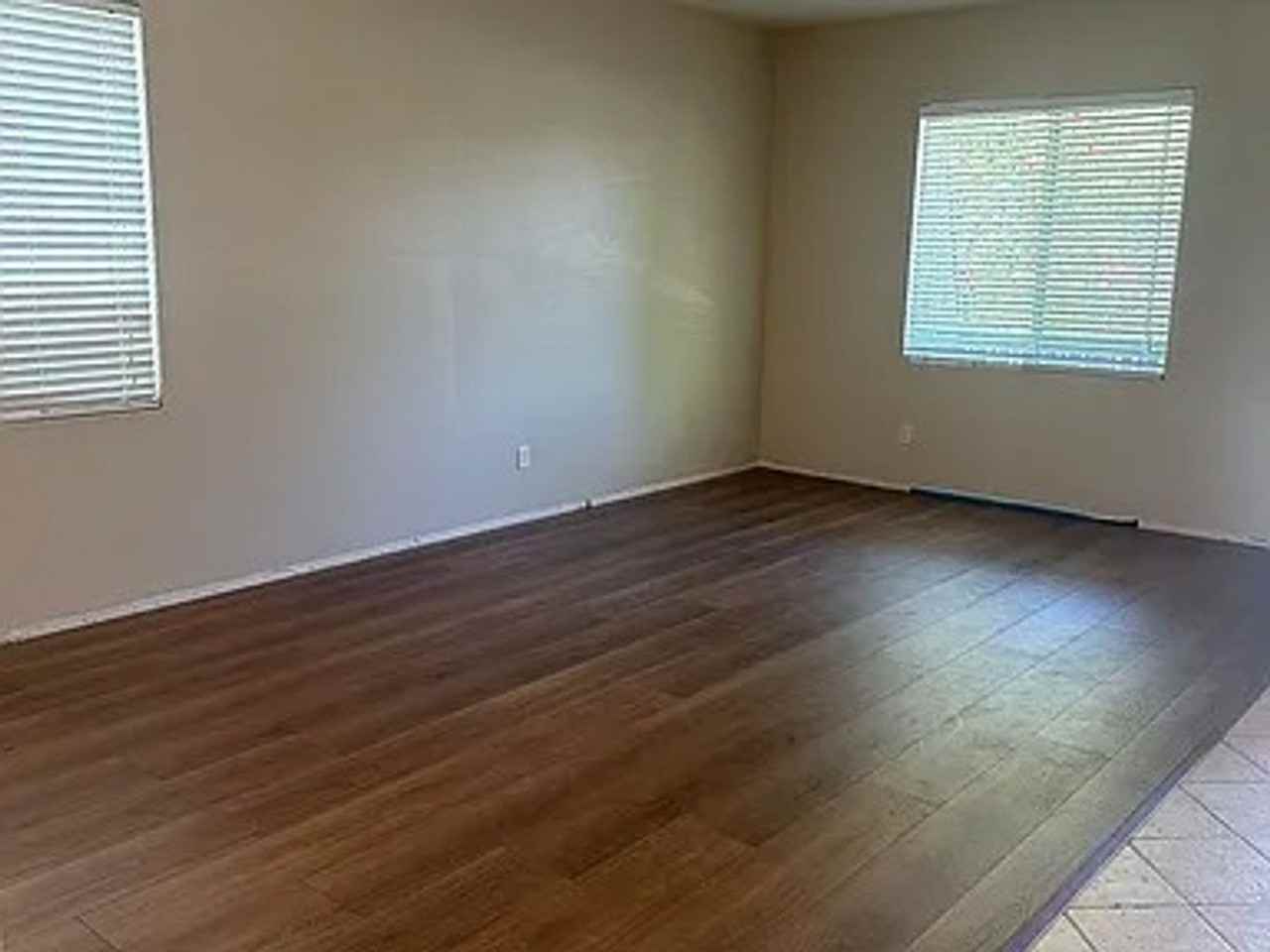 42462 Camelot Rd - Photo 2 of 10