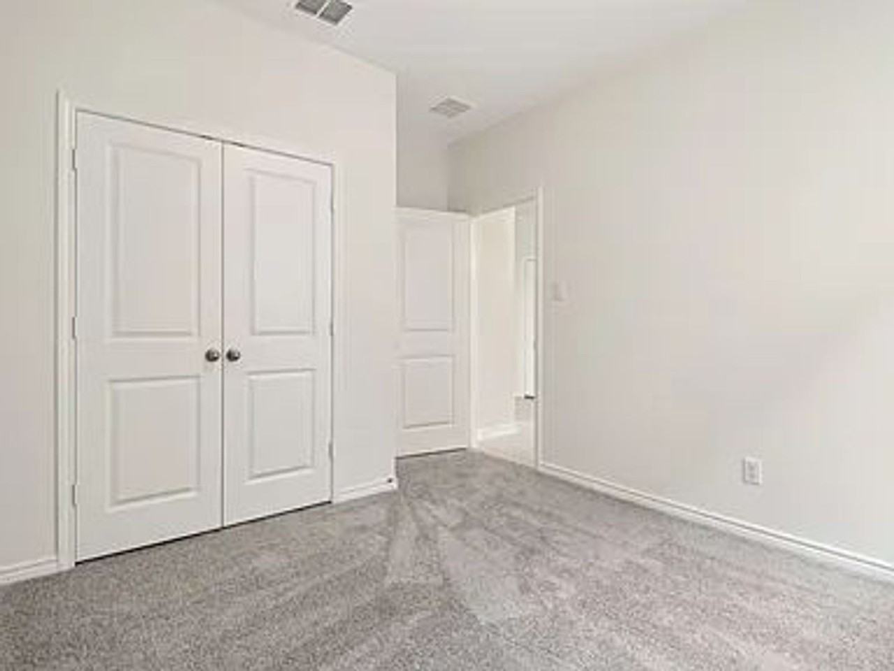 9406 Hinterlands Dr - Photo 3 of 25