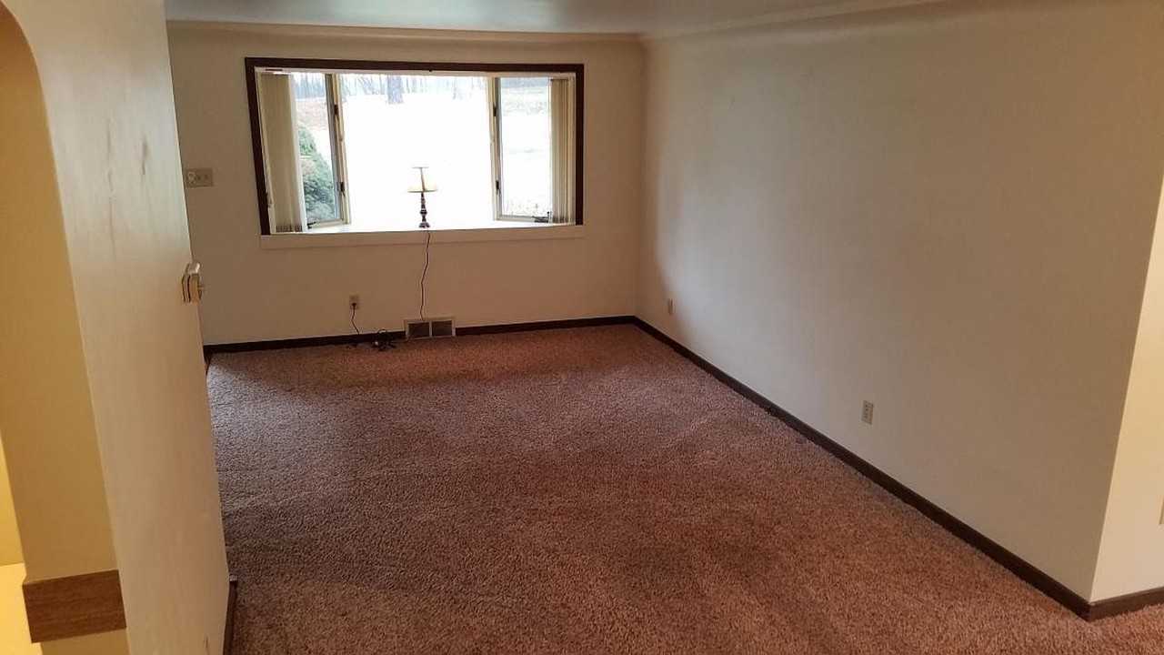 275 Lincoln Hall Rd - Photo 3 of 50