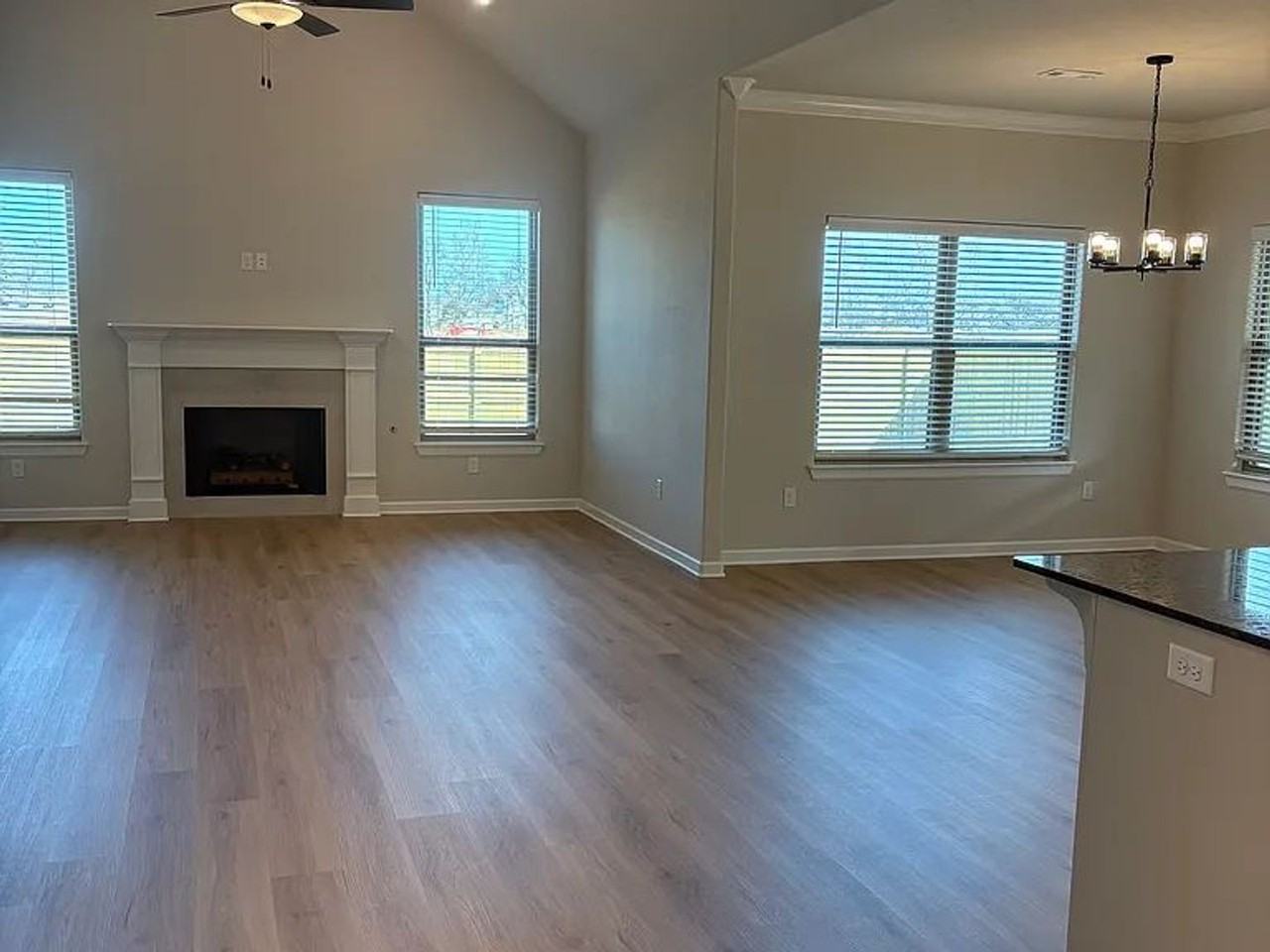 1108 Pepperwood Ave - Photo 3 of 20