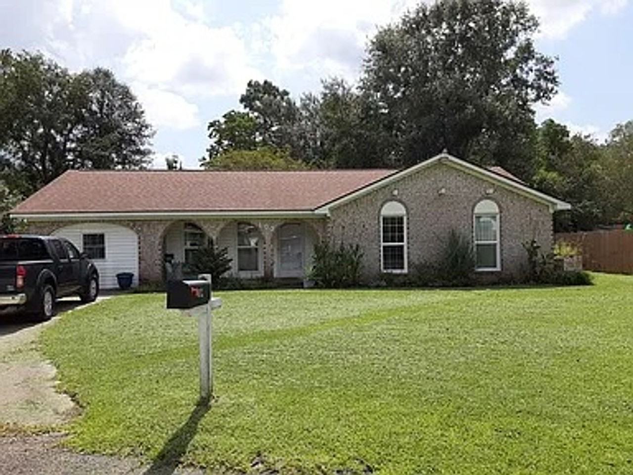 103 Crane Ct - Photo 2 of 12