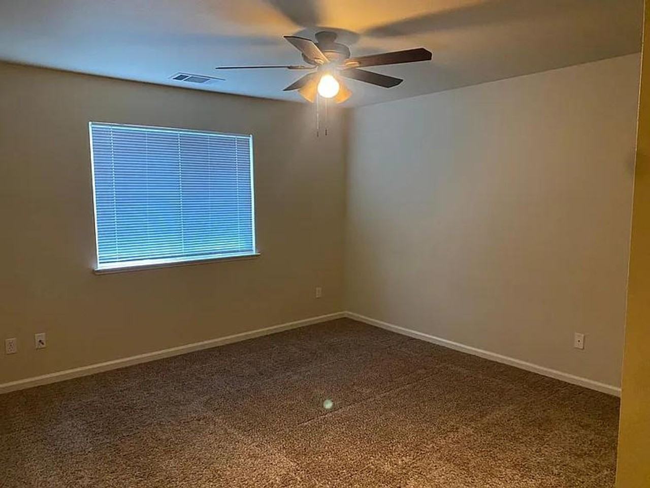 2821 Glow Rd - Photo 2 of 11