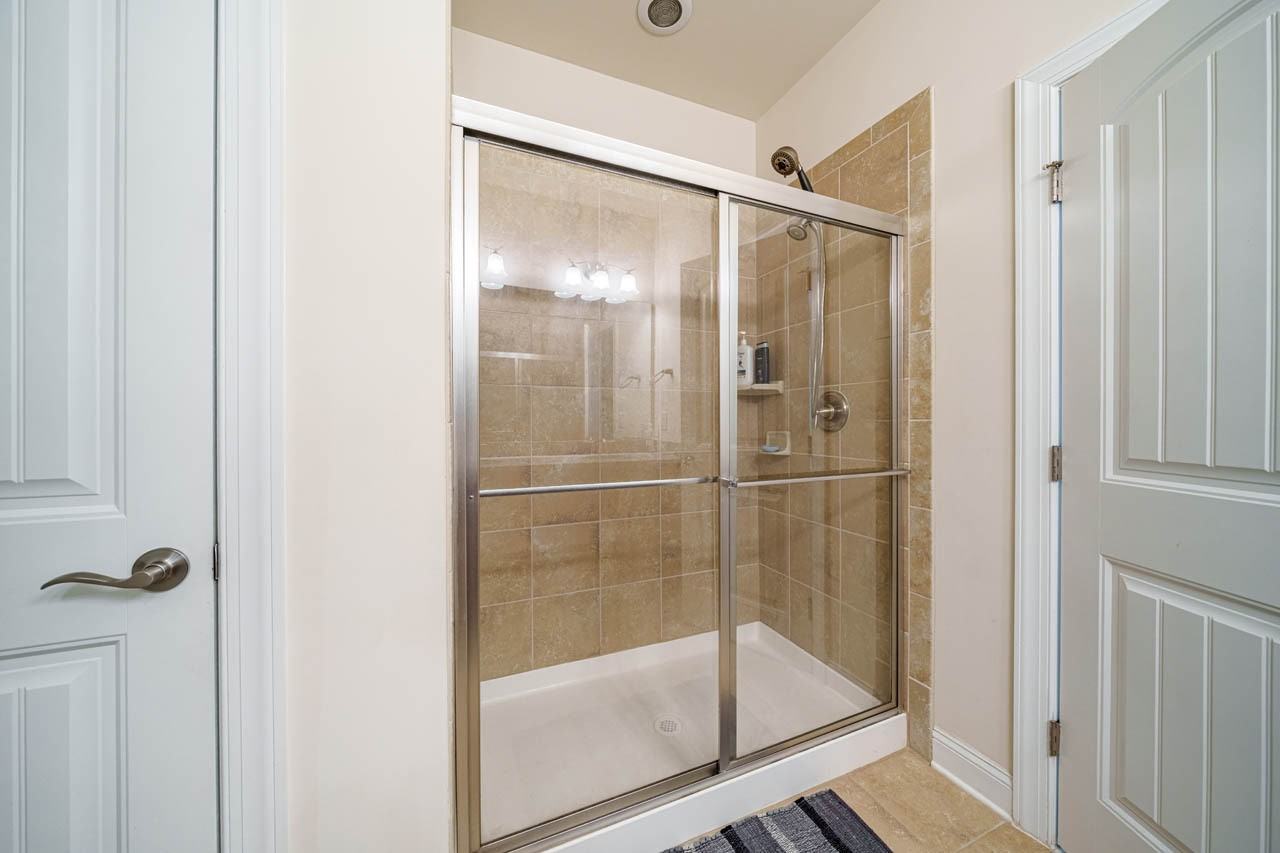 1 Daymire Glen Ln #1 - Photo 4 of 40