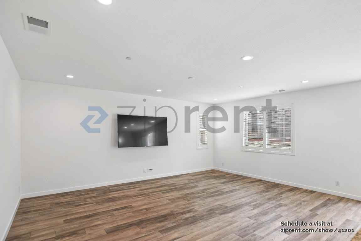 1280 Hernandez Way - Photo 6 of 32