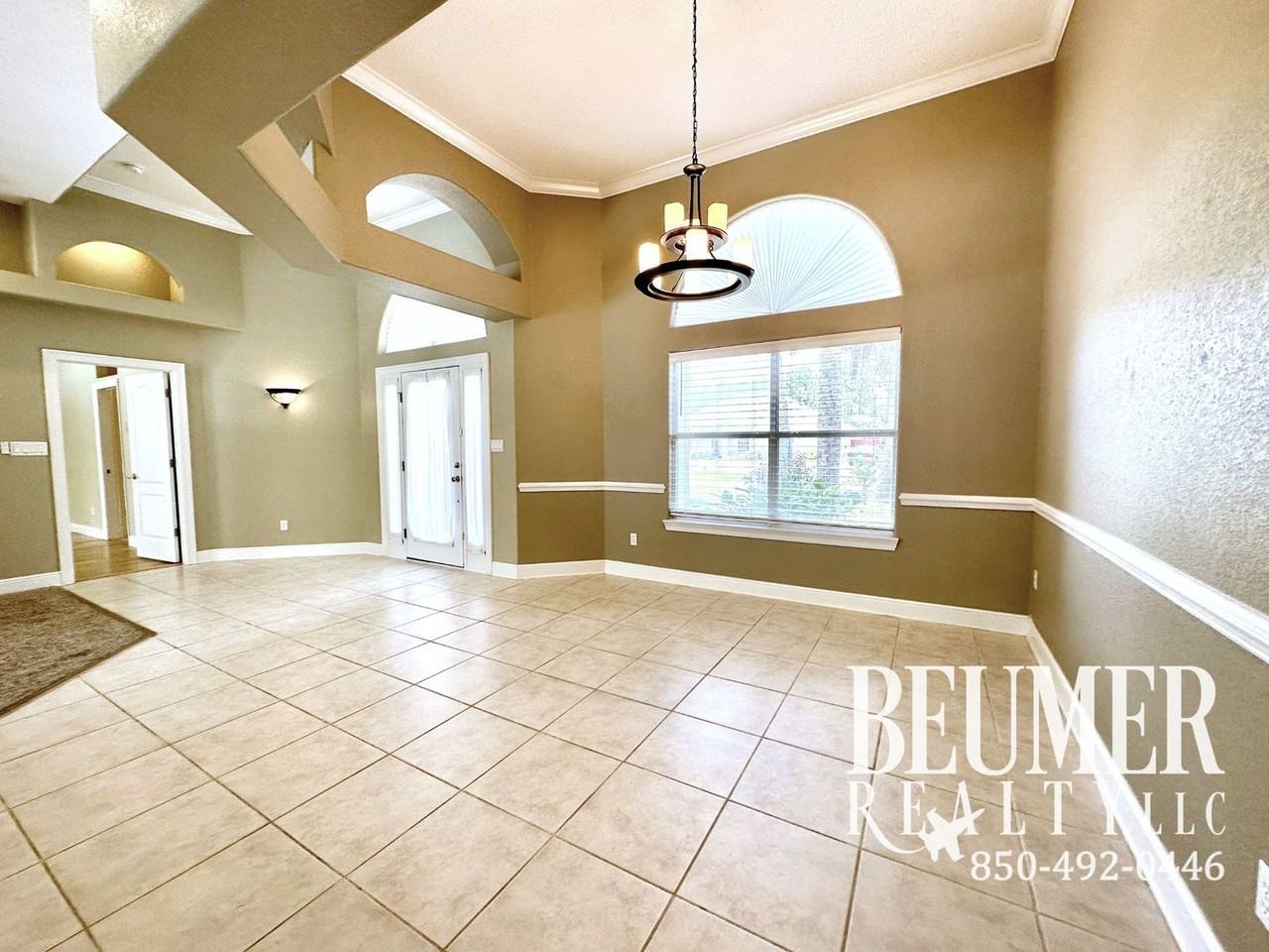 1184 Naples Dr - Photo 3 of 38