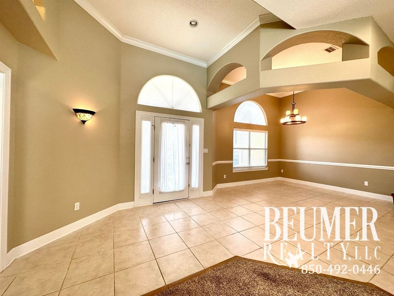 1184 Naples Dr - Photo 5 of 38