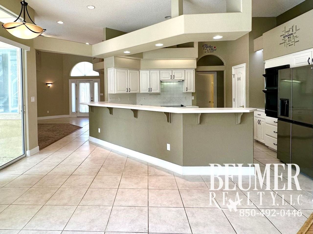 1184 Naples Dr - Photo 7 of 38