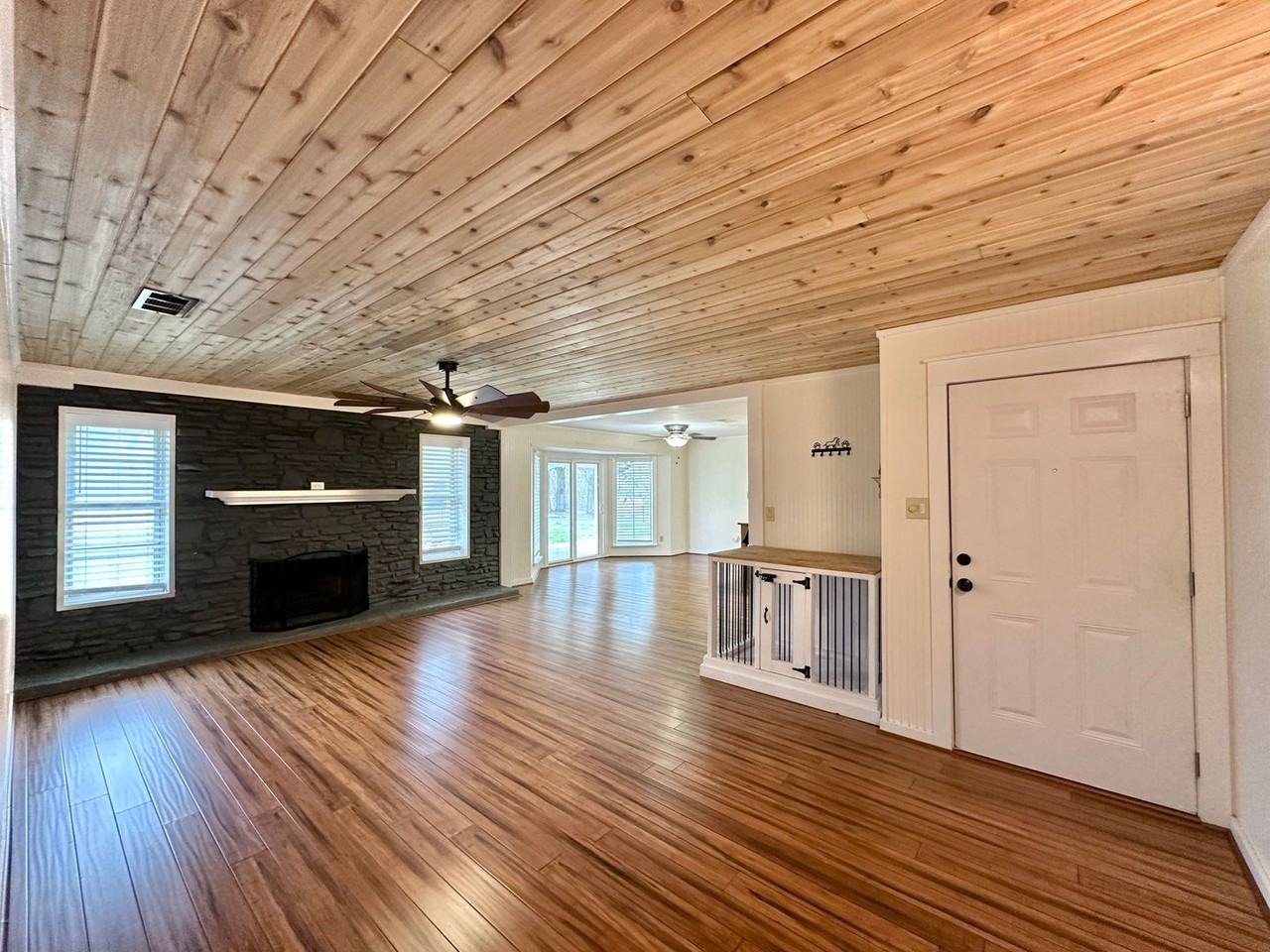 239 Triple 7 Trl - Photo 3 of 48