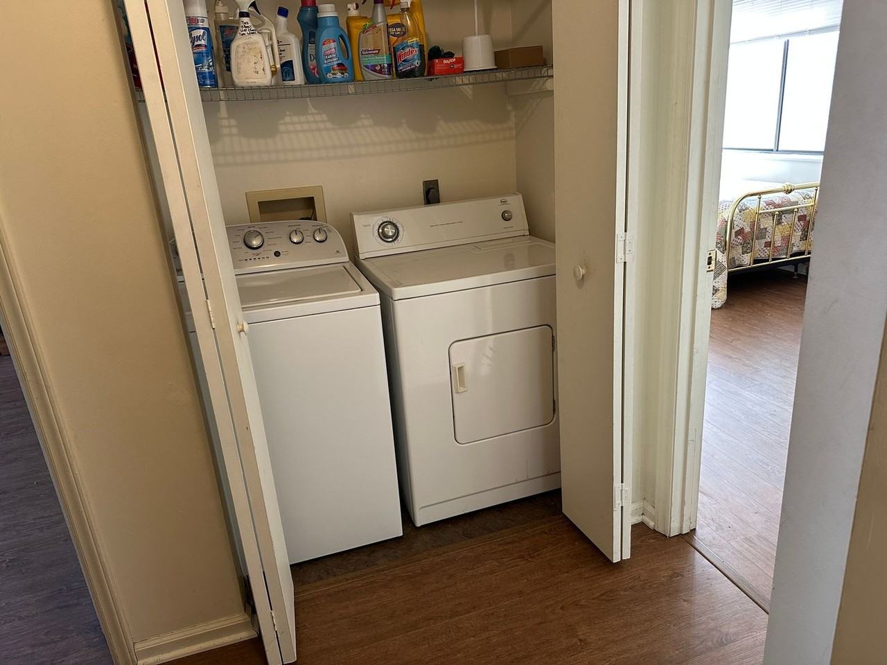 315 Clement St - Photo 7 of 10