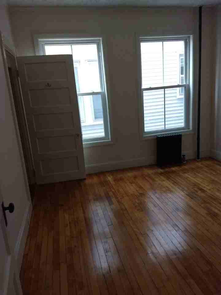 94 Park Ave #10 - Photo 6 of 11
