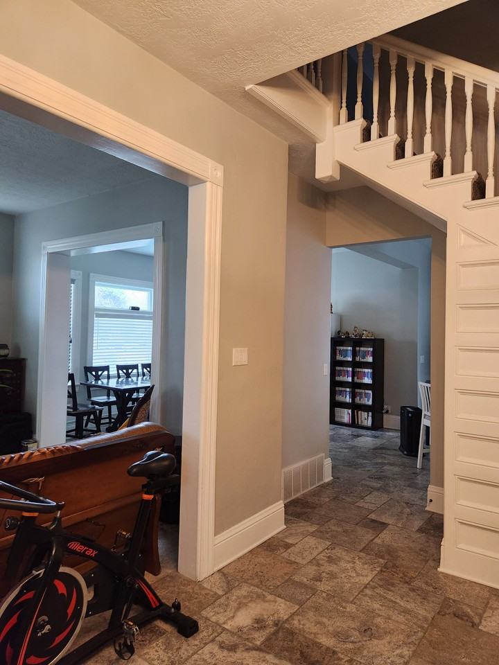 1030 E 100 S #R2 - Photo 6 of 28