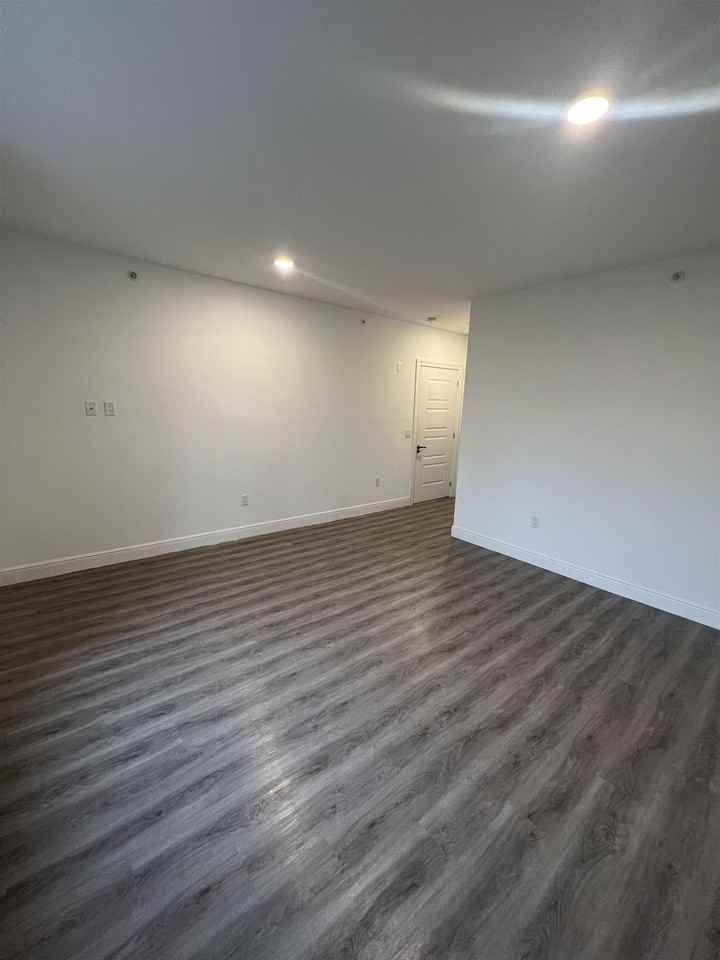 211 Baldwin Ave #202 - Photo 7 of 26