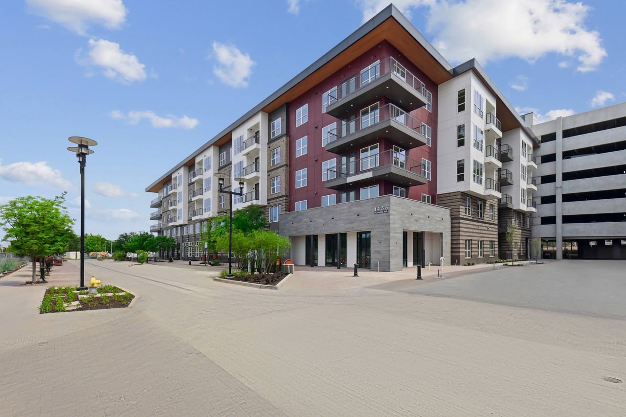 EVIVA Trinity Mills Station - Photo 7 of 50