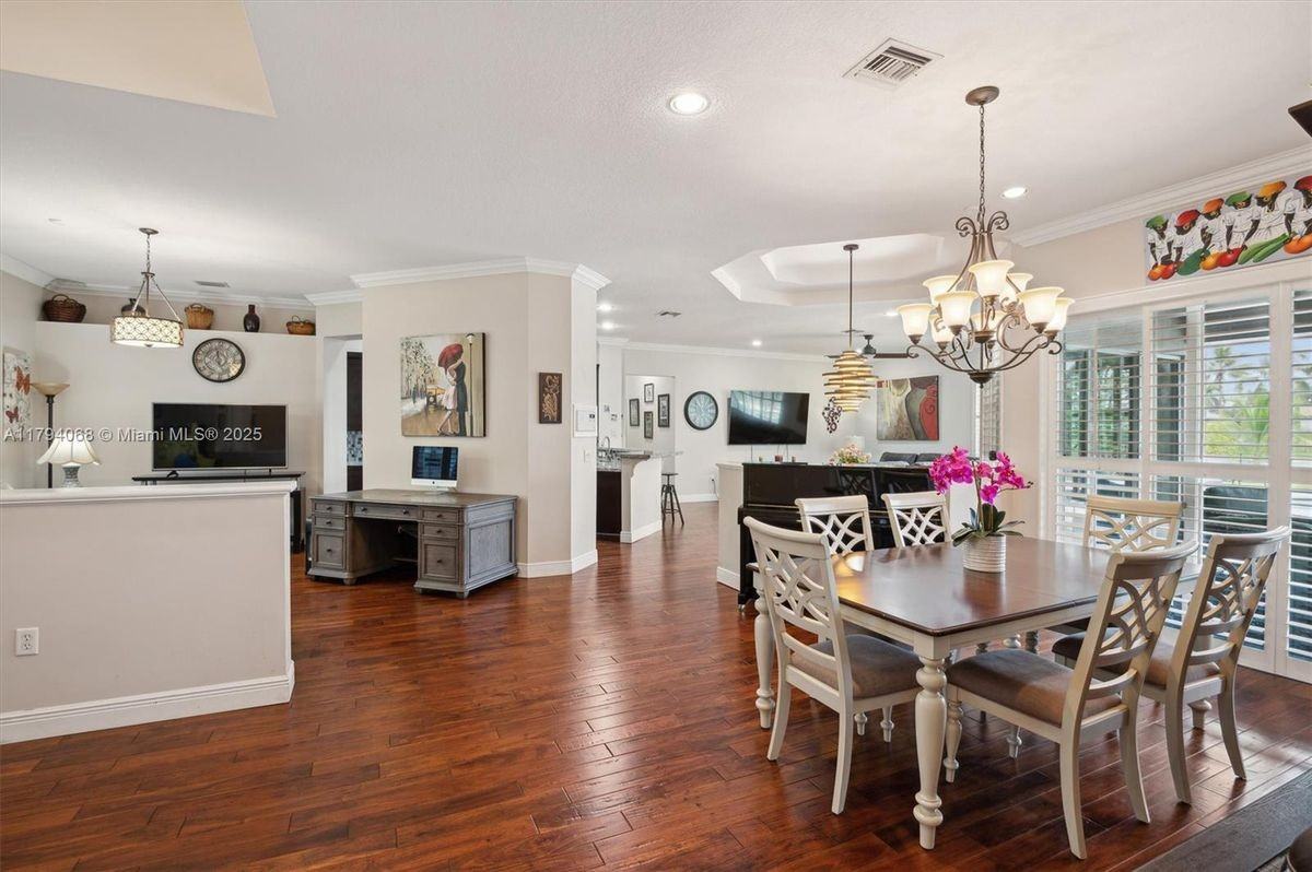 13357 Sw 42nd St - Photo 3 of 20