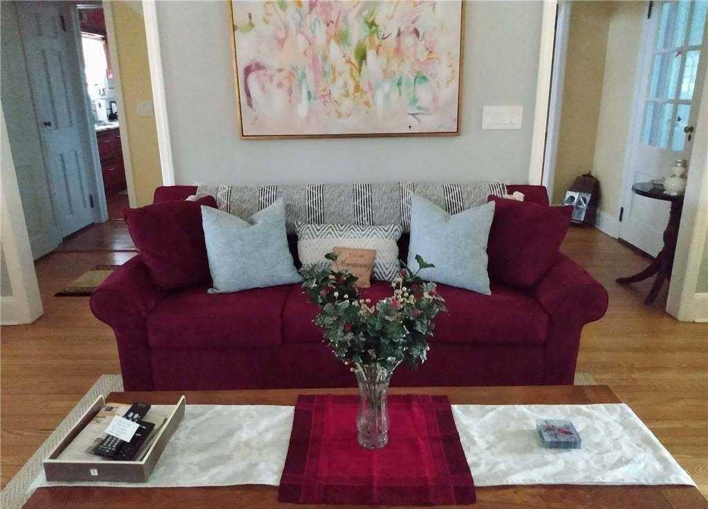 47 Monroe St - Photo 7 of 39