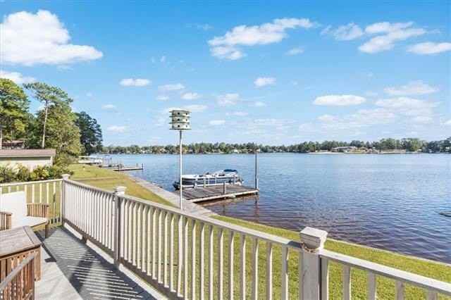 501 W Lakeshore Dr - Photo 2 of 37