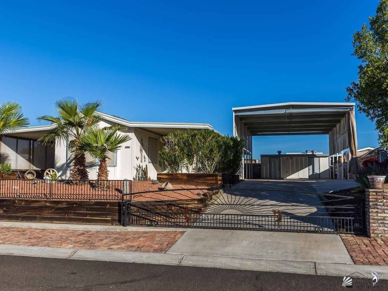 13560 East 50th Drive - Photo 3 of 27