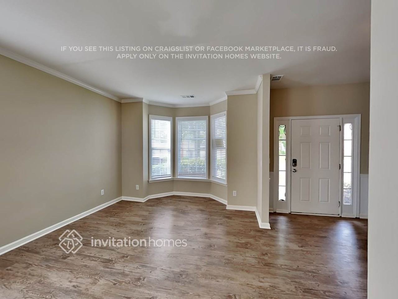 4546 Gapstow Bridge Ln - Photo 4 of 27