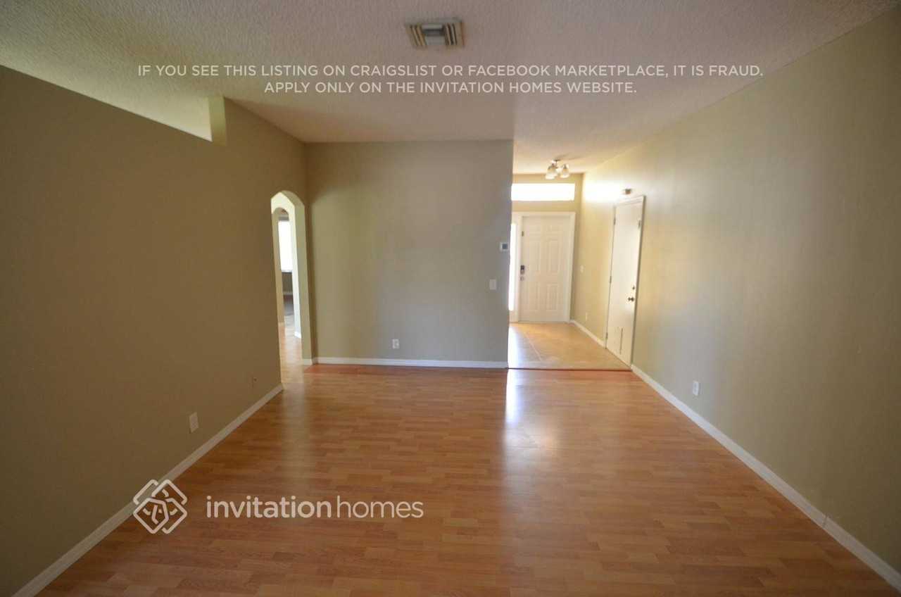 6051 Nw 41st Dr - Photo 2 of 15