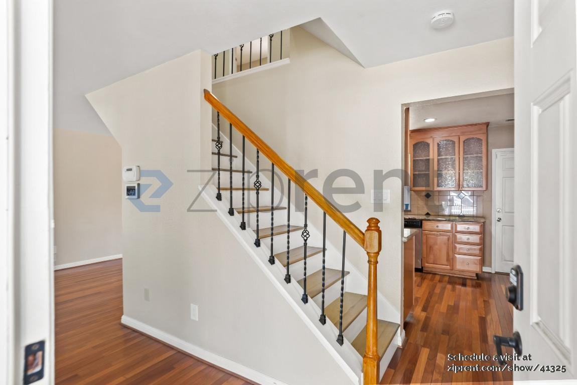 35685 Terrace Drive - Photo 5 of 30