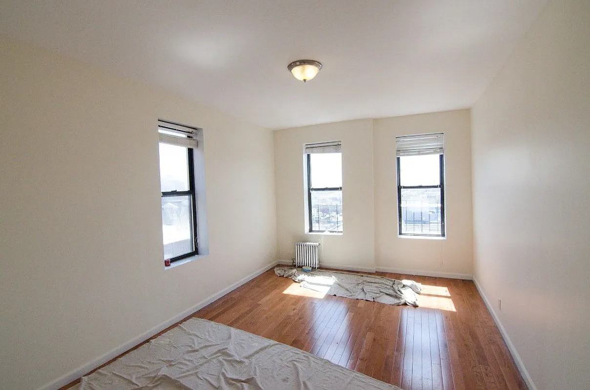 41-46 50th Street #3F - Photo 2 of 5
