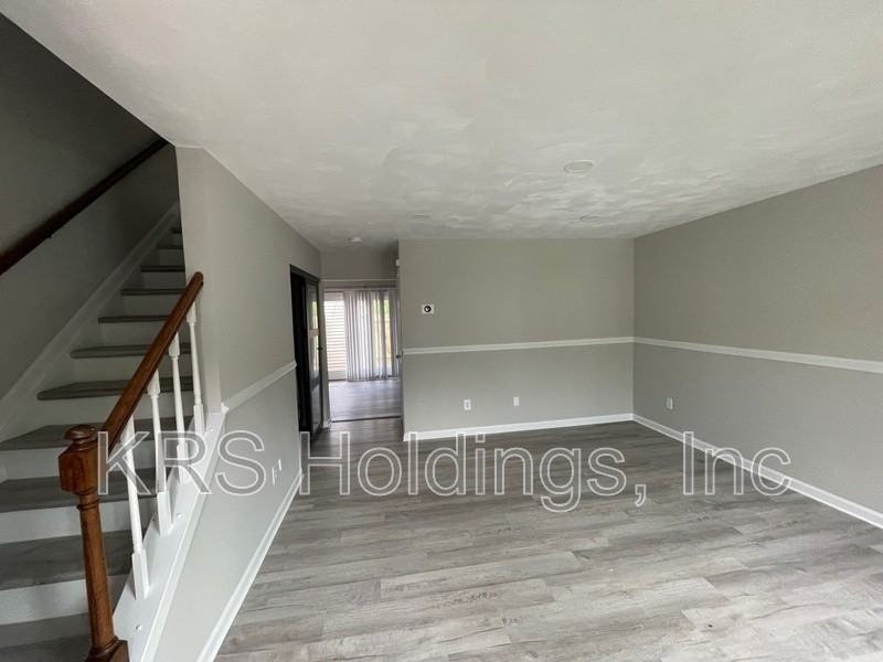 12263 Granada Way - Photo 3 of 12